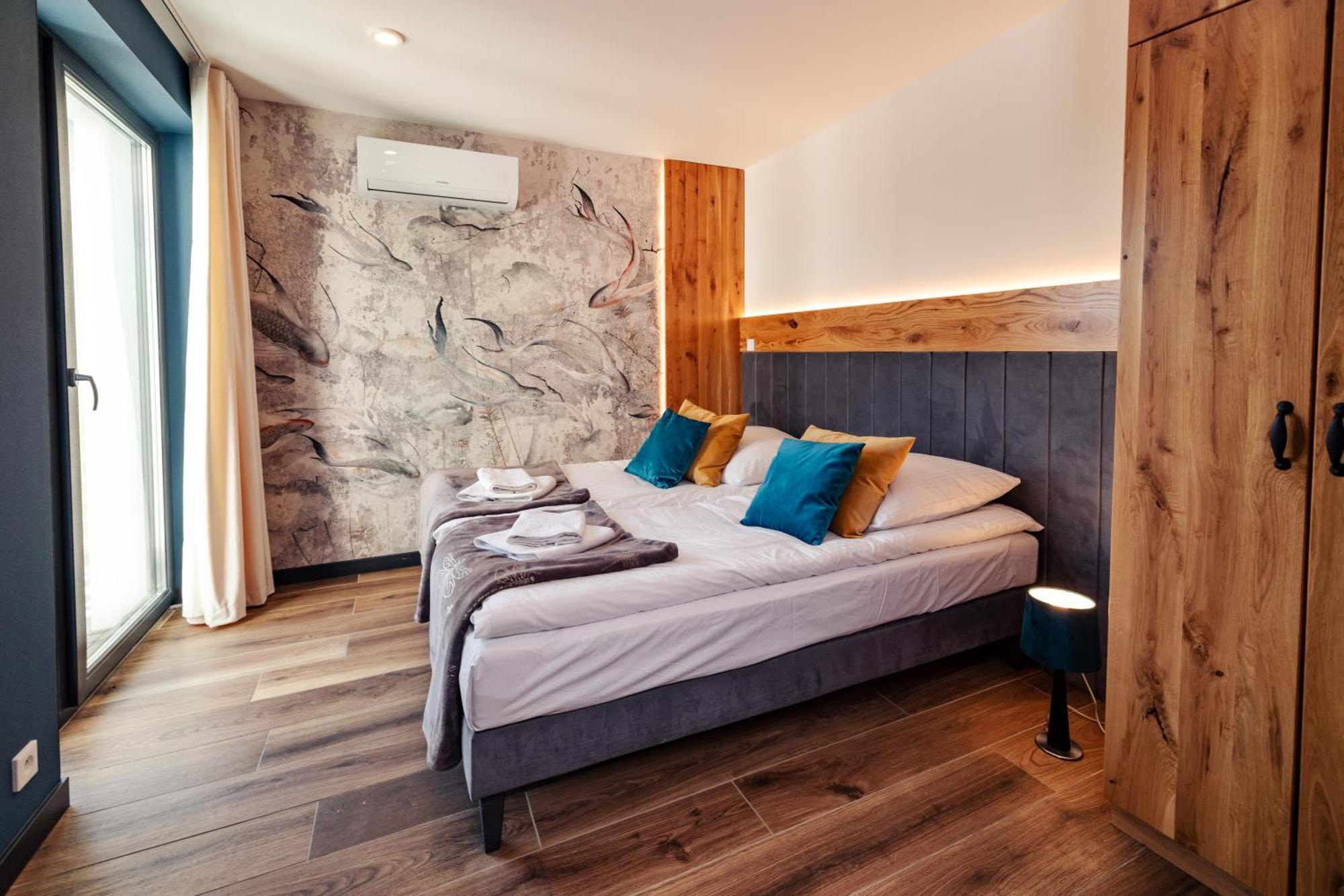 Debowy Dwor Hotel Ruda Rozaniecka Luaran gambar